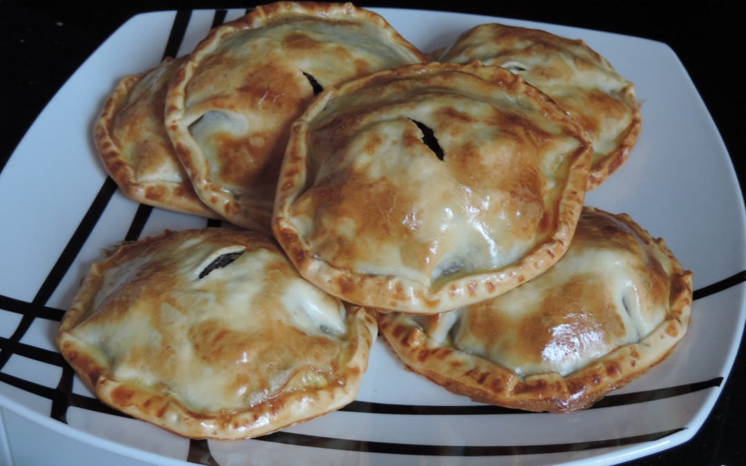 MINI-EMPANADAS DE MORCILLA Y MANZANA