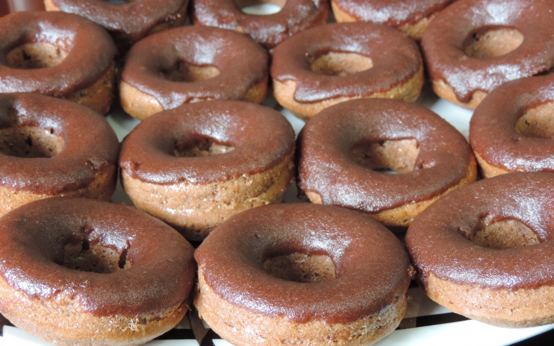 DONUTS DE CHOCOLATE (EN HORNO)